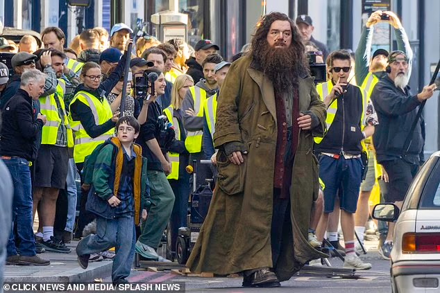 드라마 촬영중인 해리포터와 해그리드