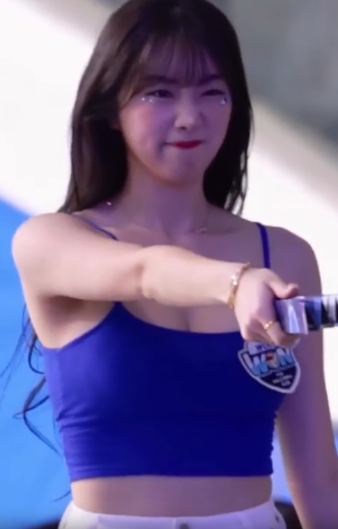 응원하는 크롭나시 안지현 치어리더 움짤