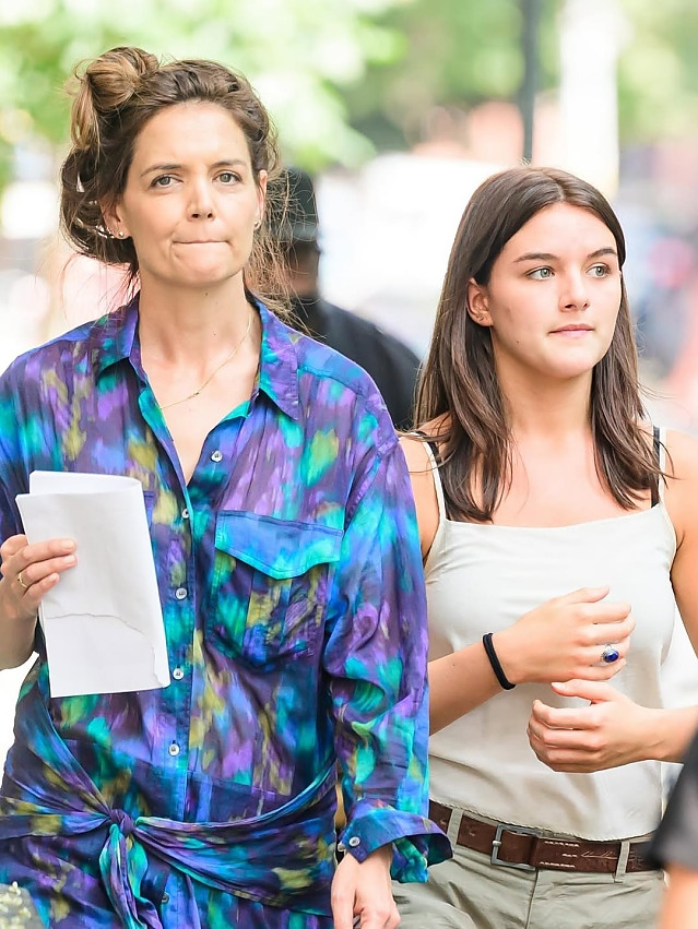 톰 크루즈 딸 근황